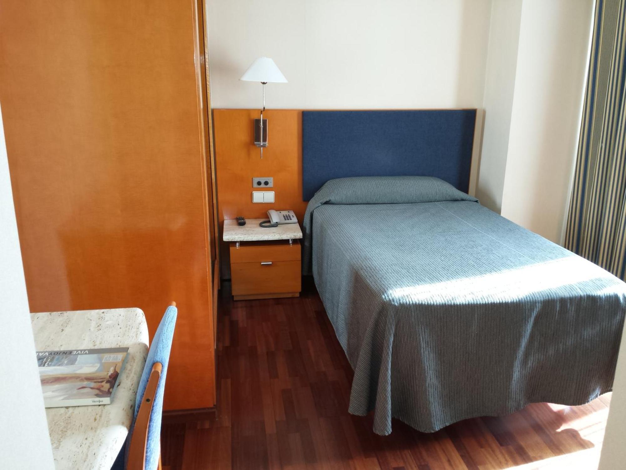 Hotel Villacarlos Valencia Ruang foto