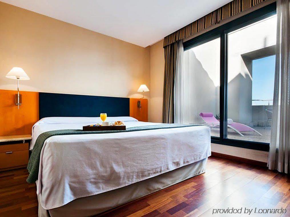 Hotel Villacarlos Valencia Bagian luar foto