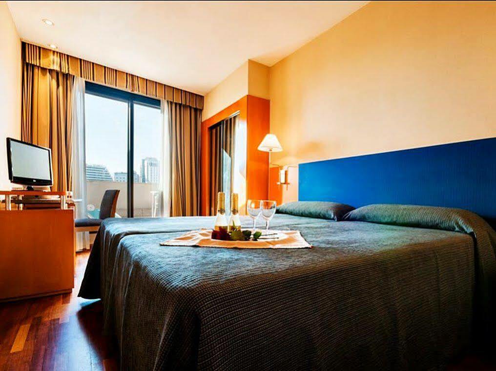 Hotel Villacarlos Valencia Bagian luar foto