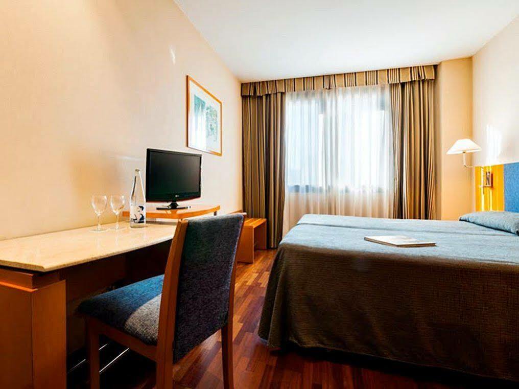 Hotel Villacarlos Valencia Bagian luar foto