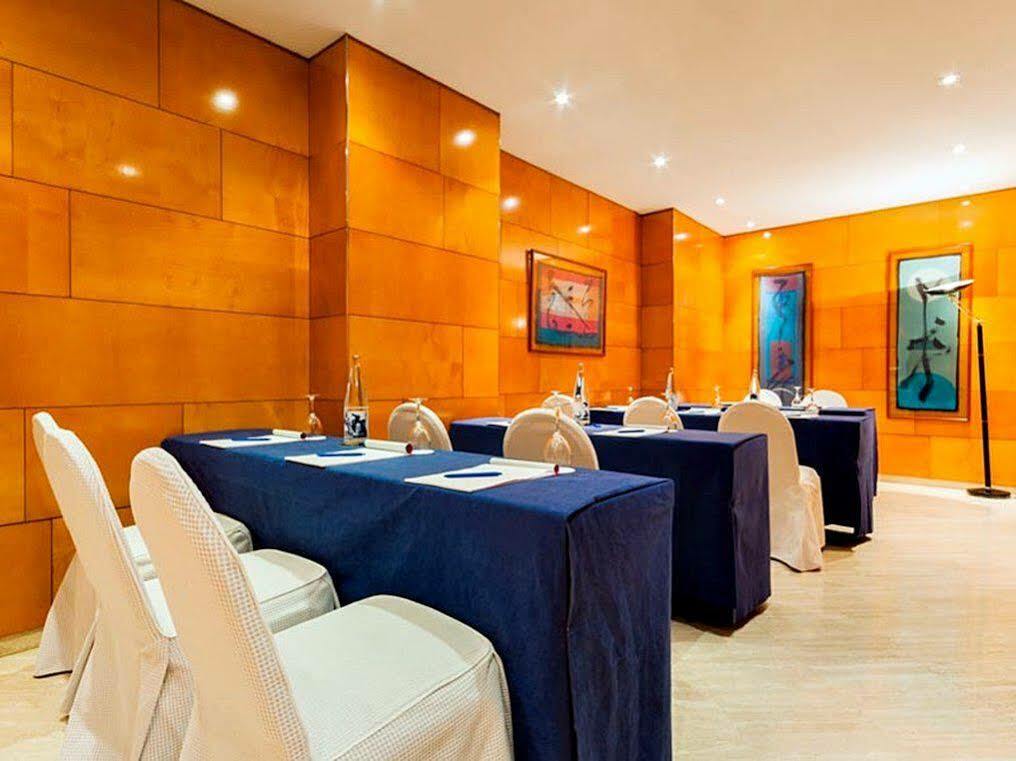 Hotel Villacarlos Valencia Bagian luar foto