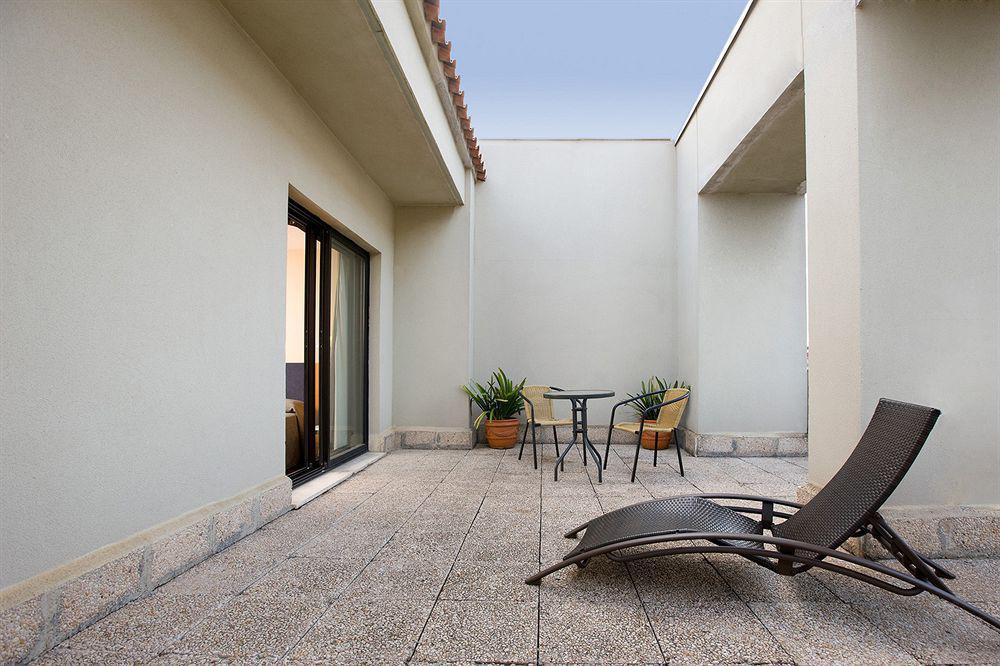 Hotel Villacarlos Valencia Bagian luar foto