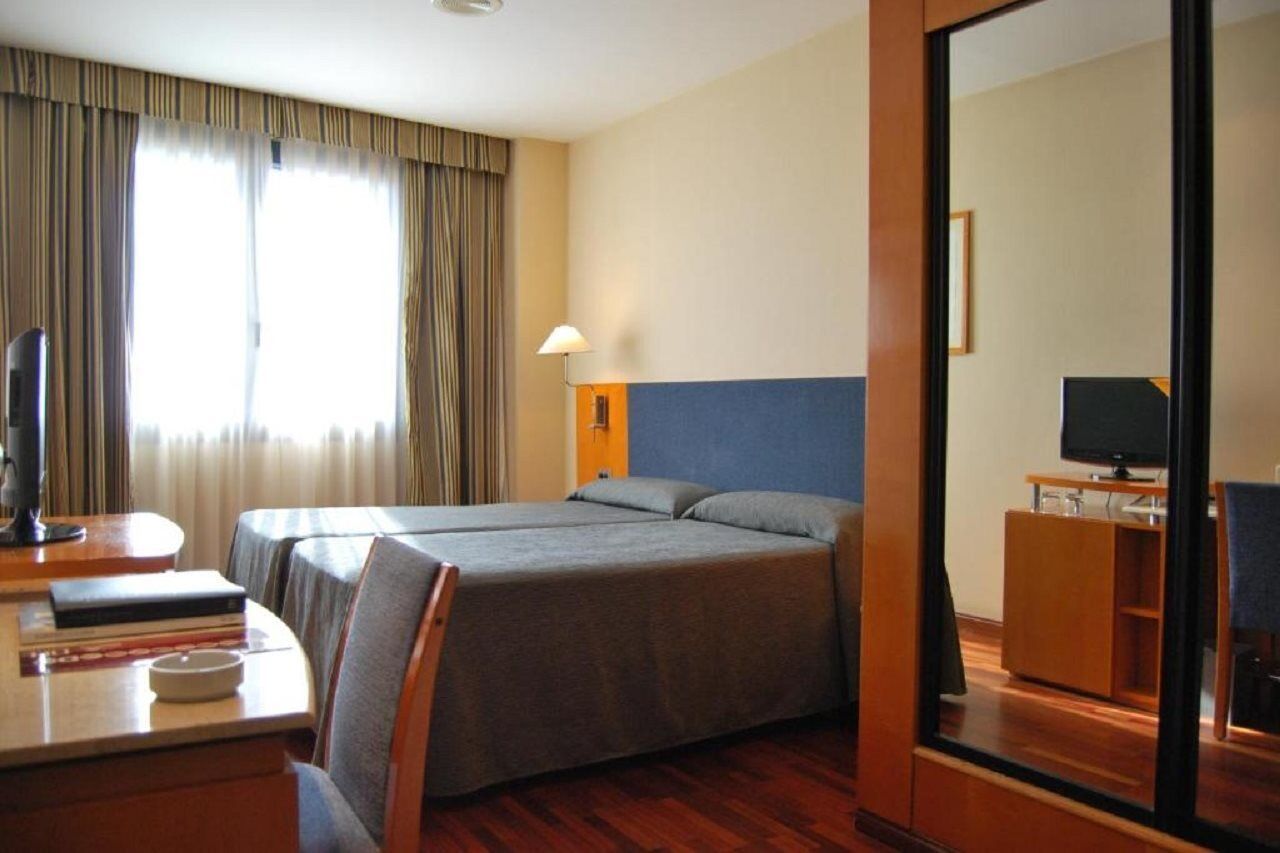 Hotel Villacarlos Valencia Bagian luar foto